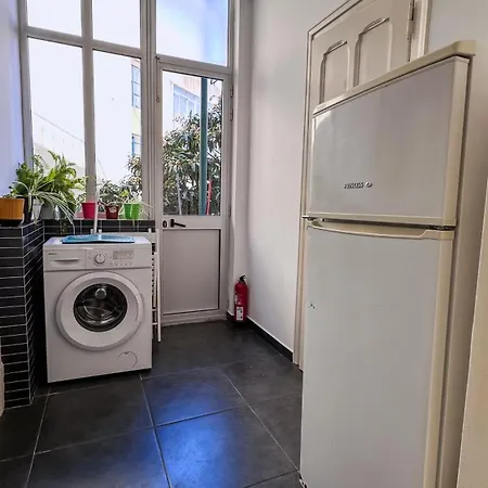 Anjos Signature Decoration Big House In Downtown דירה